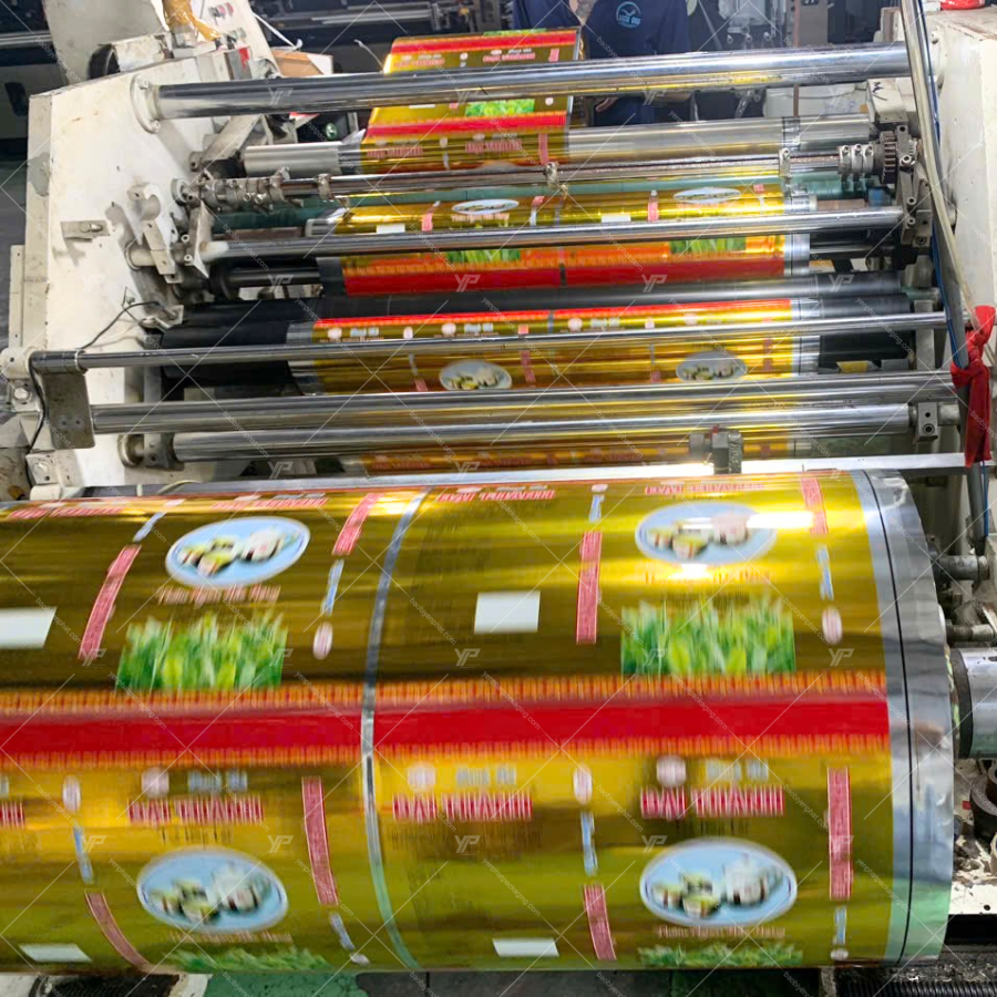 in trục đồng tại xưởng Yến Phát
